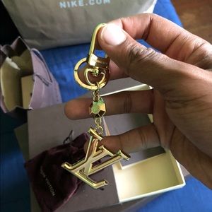 AUTHENTIC LV FACETTES BAG CHARM & KEY HOLDER